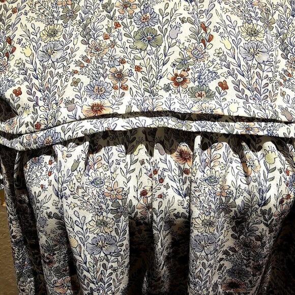 Babydoll Floral Top  L Cottagecore Smocked Yoked Fluttered Sleeved Gardencore - Picture 6 of 8